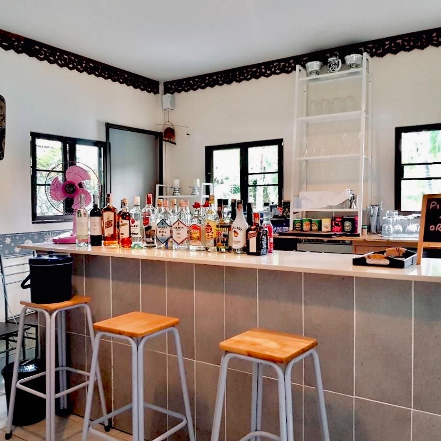 The common area — Lyndale Lodge