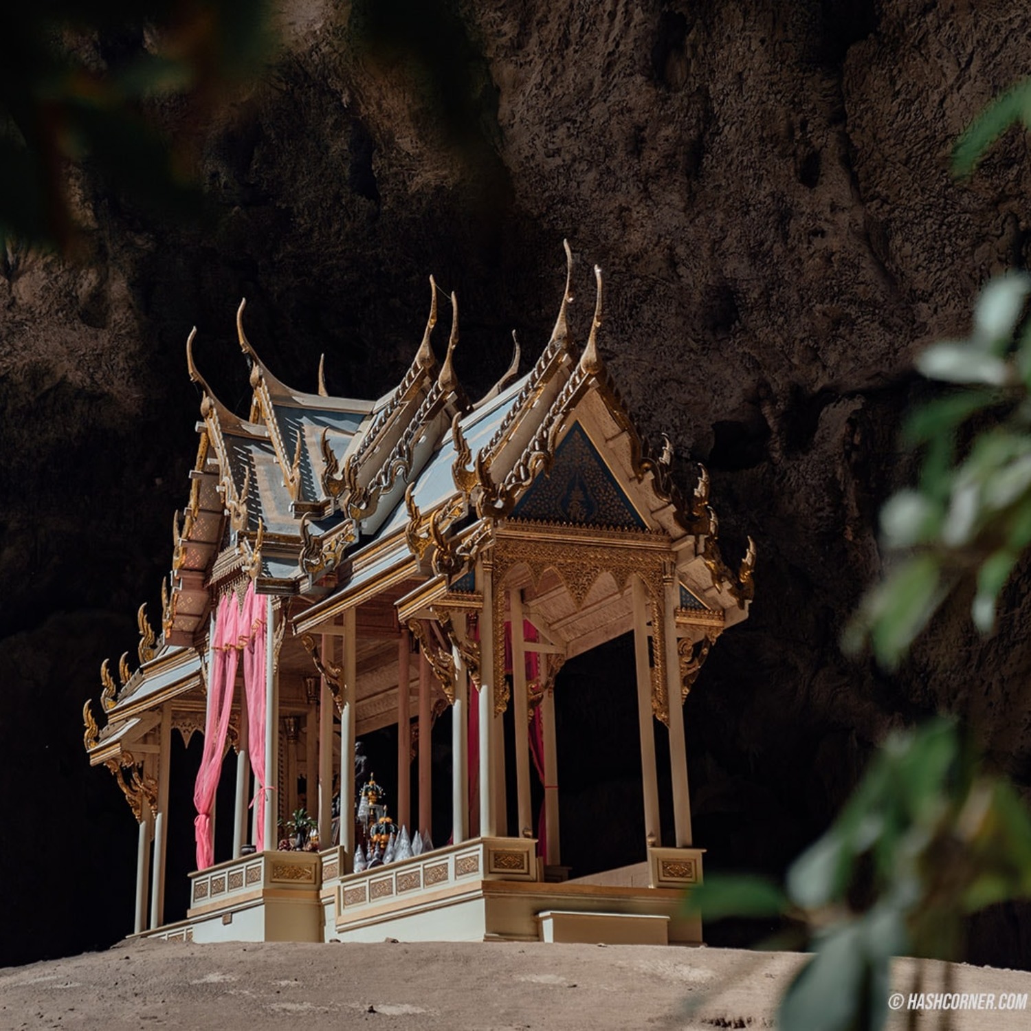 Phraya Nakhon Cave — Lyndale Lodge